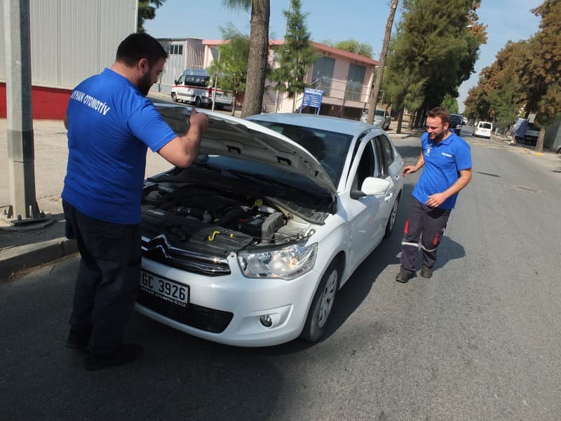 Peugeot 5008 7 Kişilik Aile Aracı Bakımı